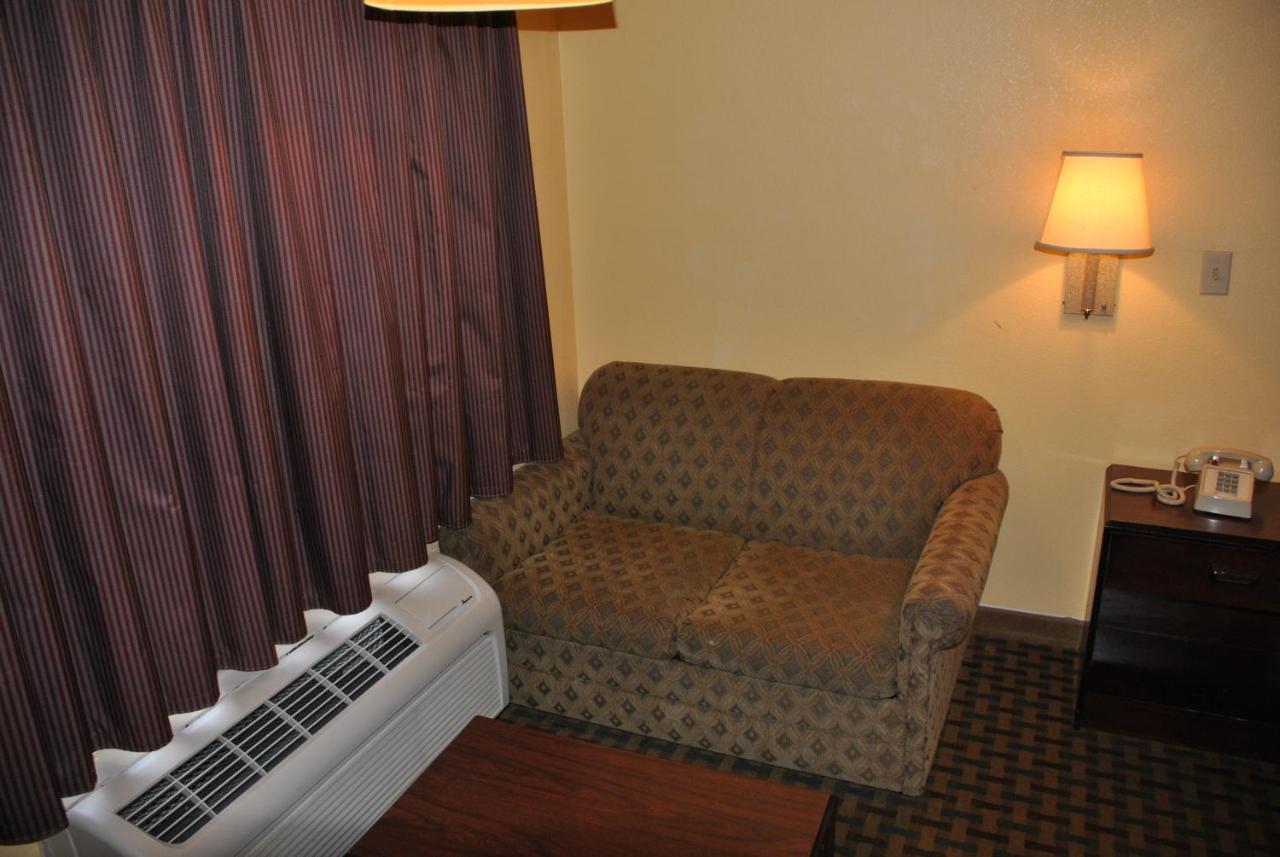 America'S Best Inn - Beaufort Room photo